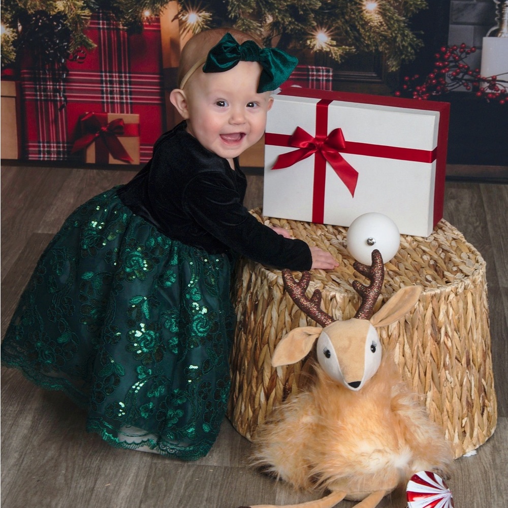 Baby Girl Formal Black Velvet & Emerald Dress with Bow - Picture 3 of 5